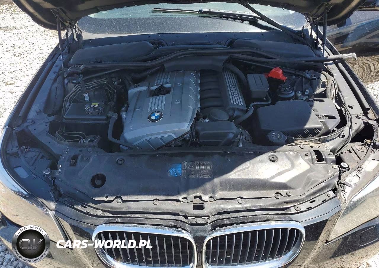 2007 BMW 525 I VIN:WBANE53557CW67812 - 11