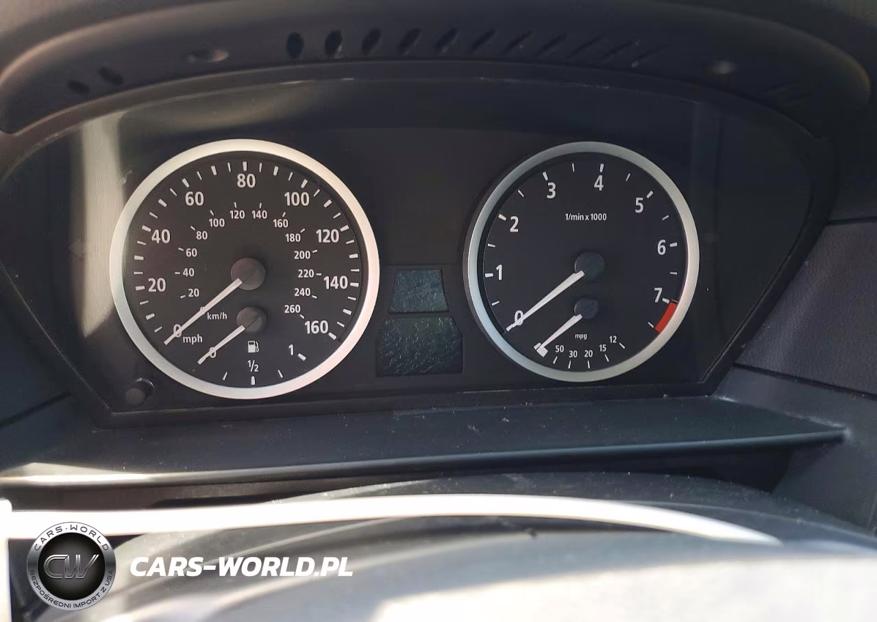 2007 BMW 525 I VIN:WBANE53557CW67812 - 9