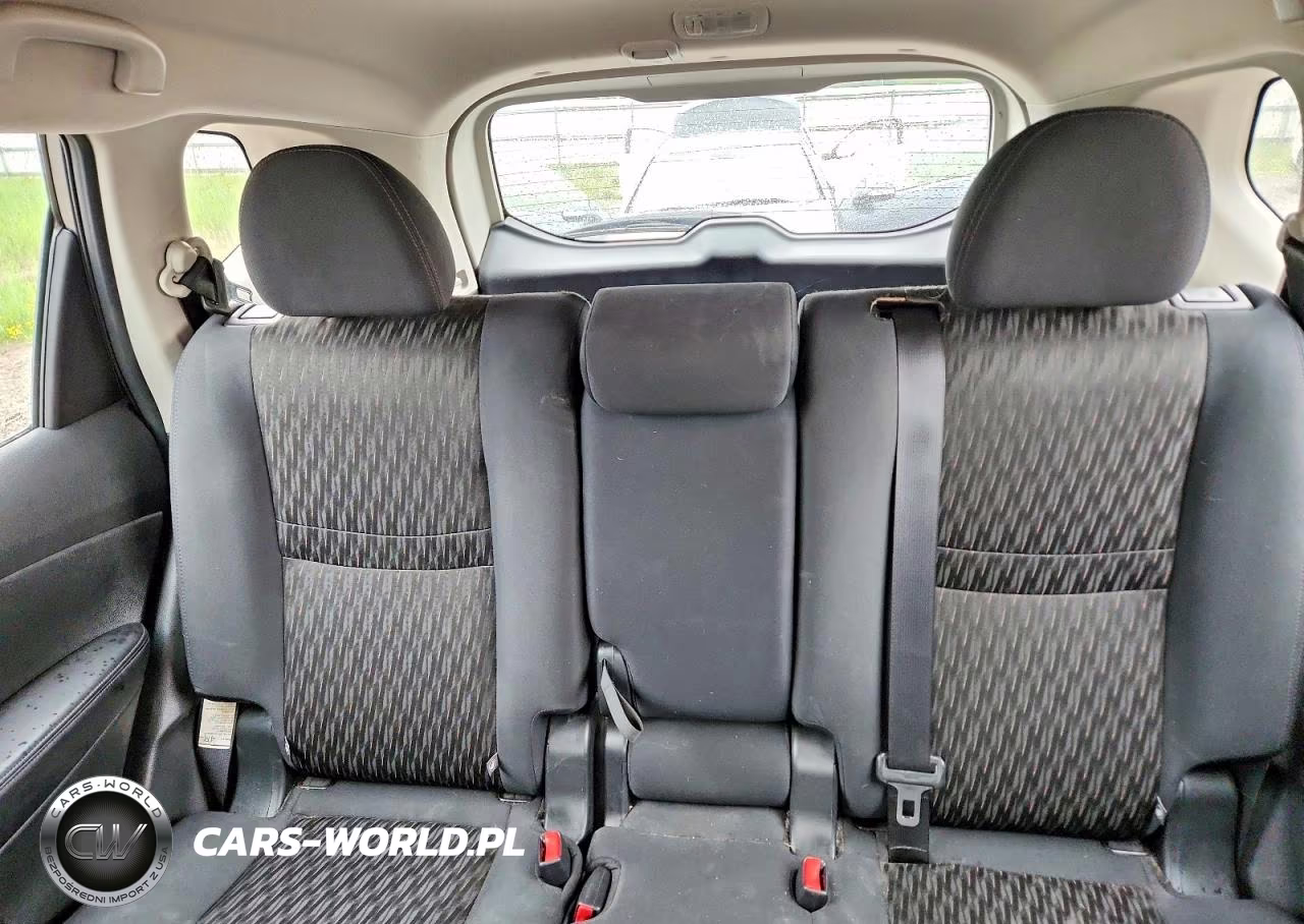 2020 Nissan Rogue S VIN:5N1AT2MV7LC763483 - 10