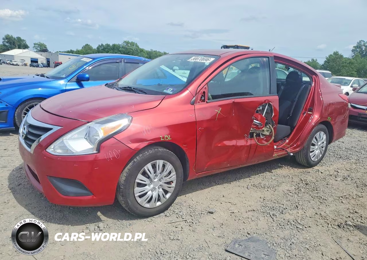 2019 Nissan Versa Sv