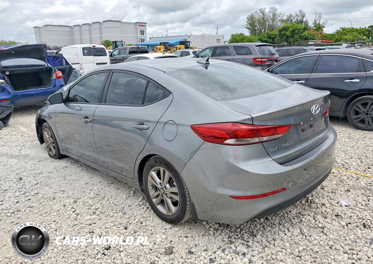 2018 Hyundai Elantra Value Edition VIN:KMHD84LF8JU594943 - 2