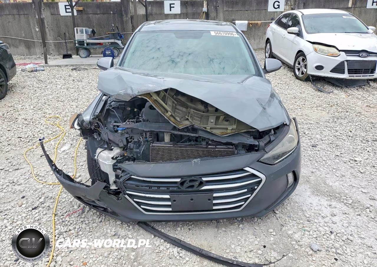 2018 Hyundai Elantra Value Edition VIN:KMHD84LF8JU594943 - 5