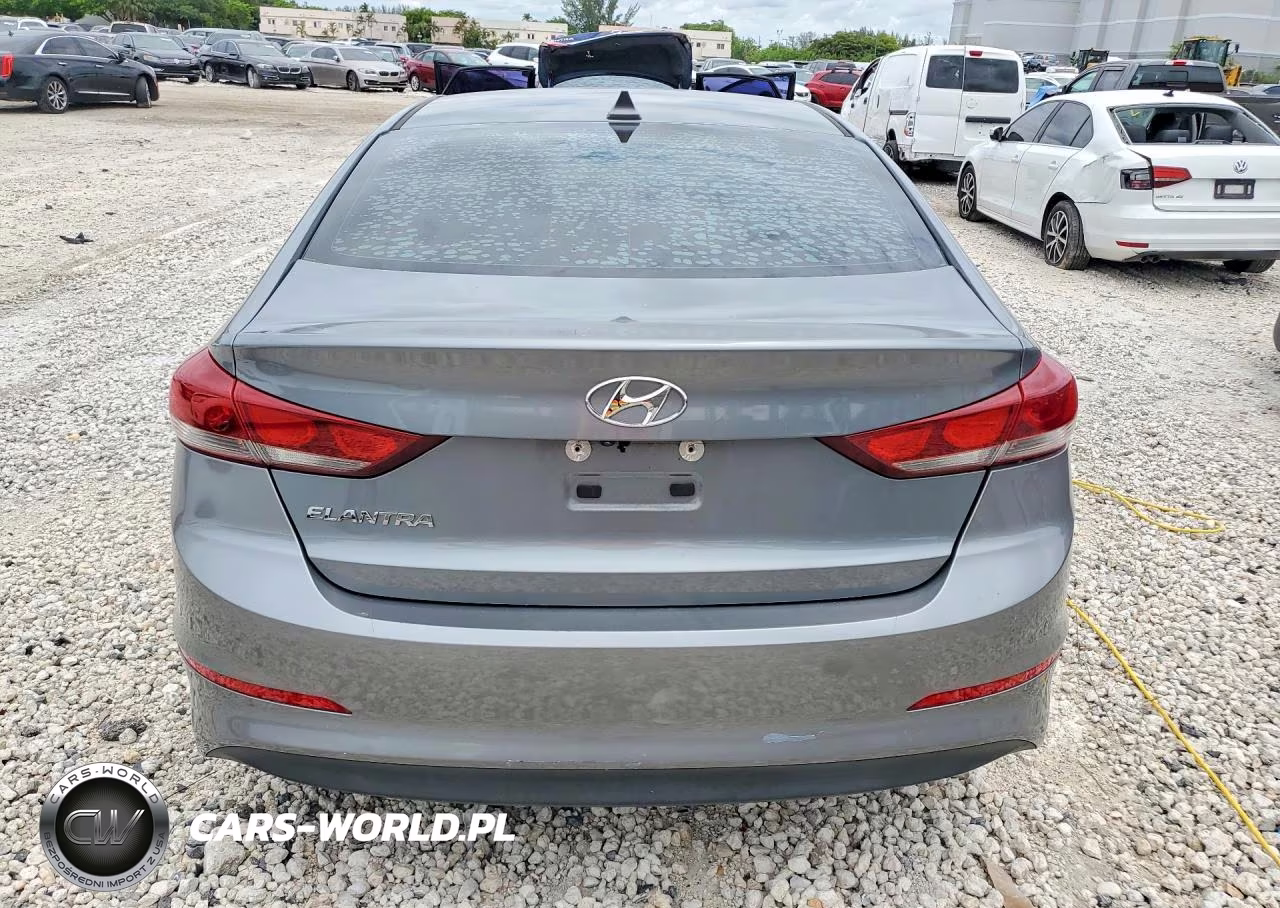2018 Hyundai Elantra Value Edition VIN:KMHD84LF8JU594943 - 6