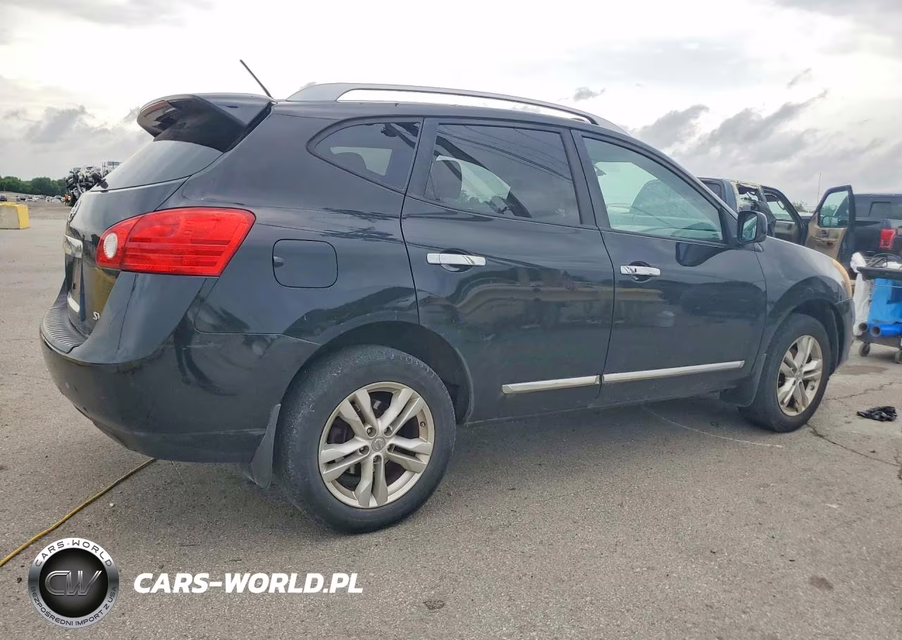 2012 Nissan Rogue S VIN:JN8AS5MT1CW605411 - 3