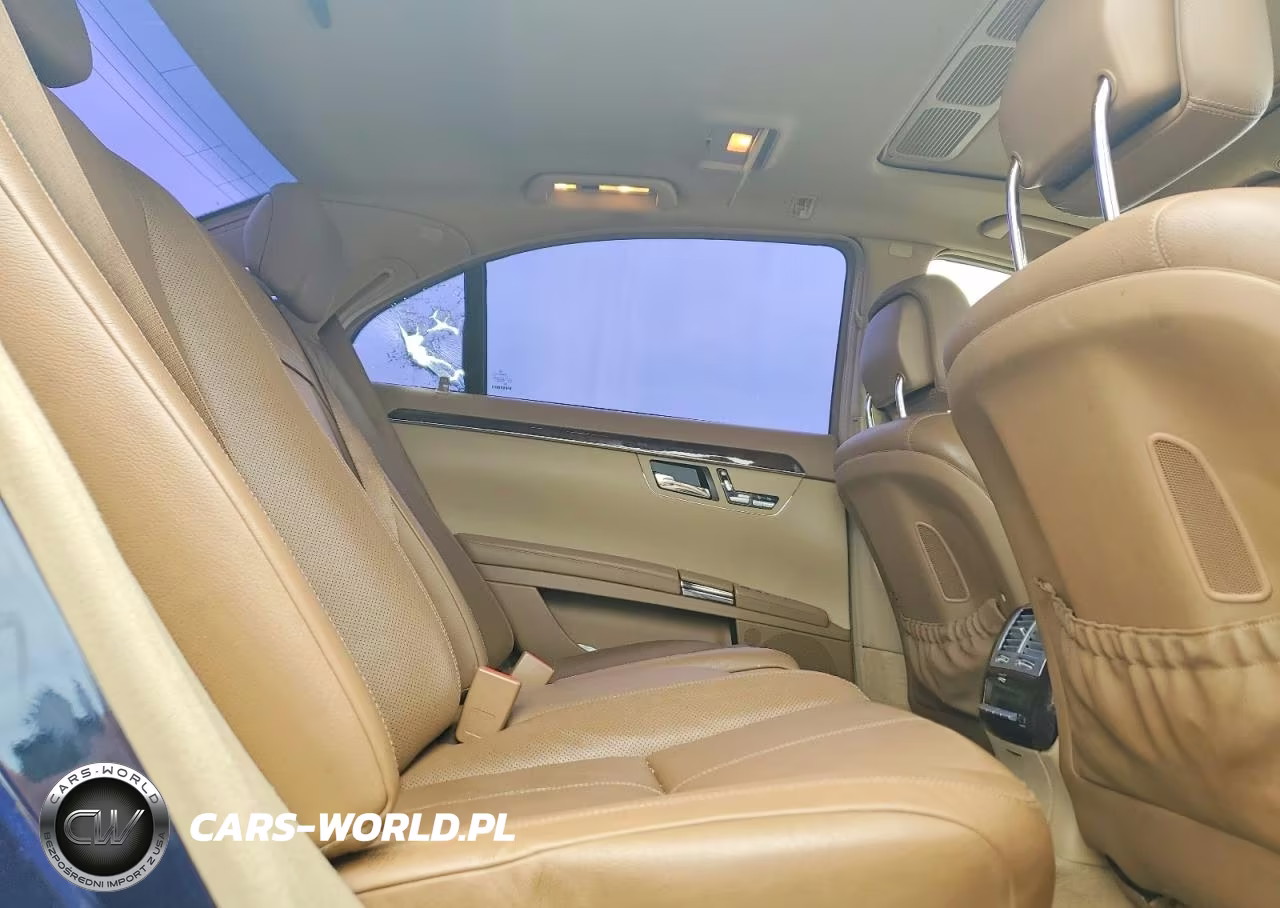 2007 Mercedes-Benz S 550 VIN:WDDNG71X87A112030 - 10