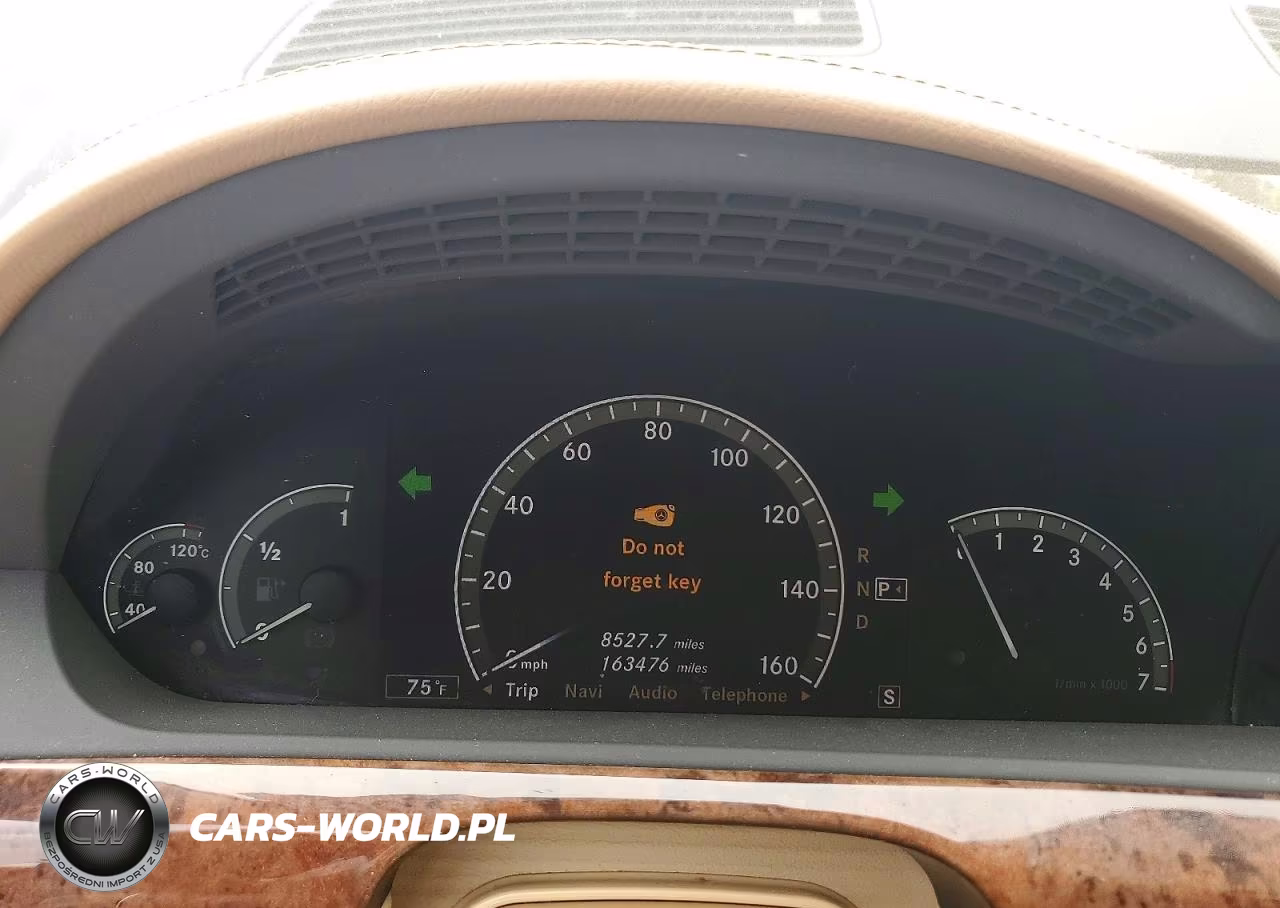 2007 Mercedes-Benz S 550 VIN:WDDNG71X87A112030 - 9