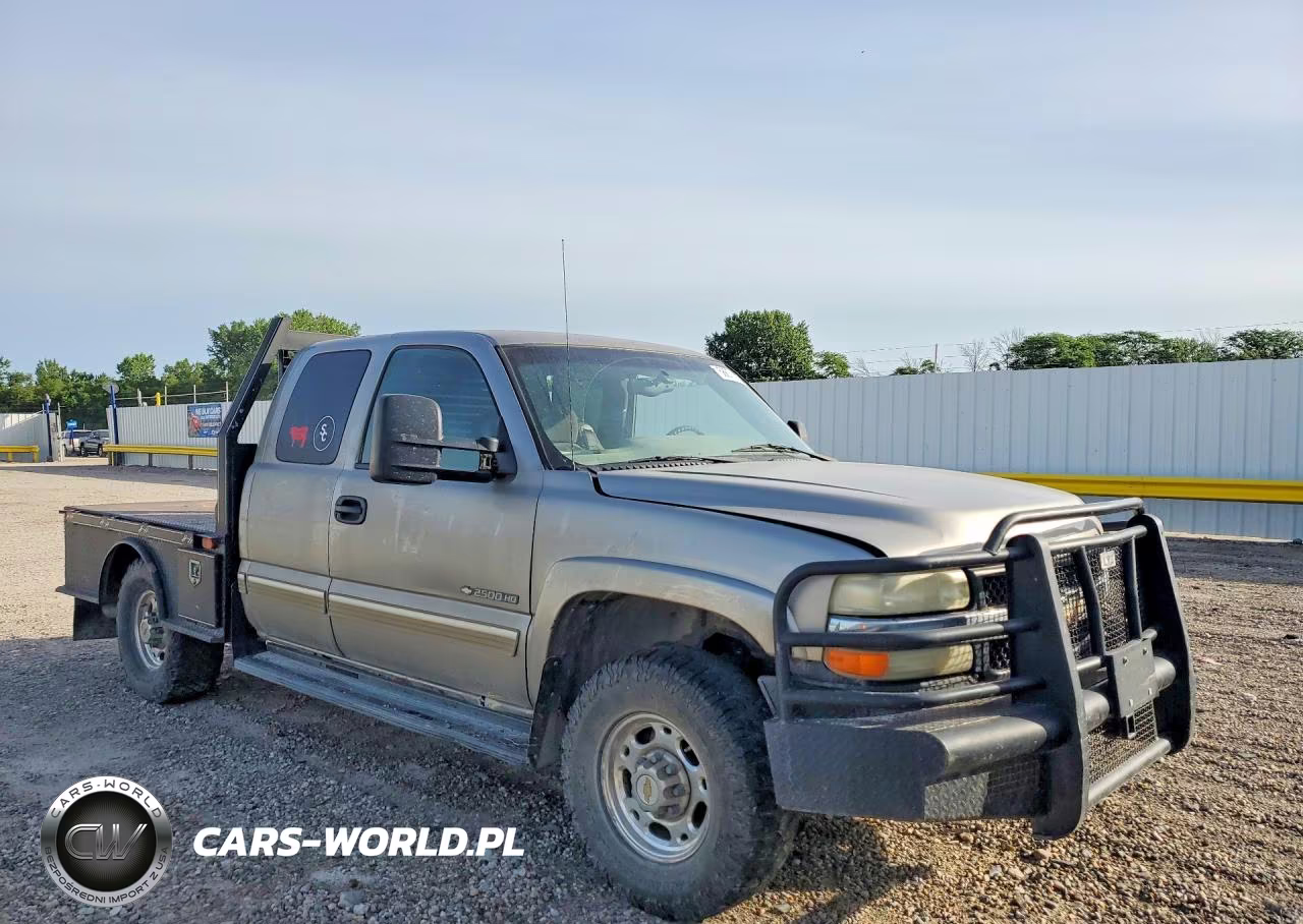 2002 Chevrolet Silverado K2500 Heavy Duty VIN:1GCHK29U62E236561 - 6