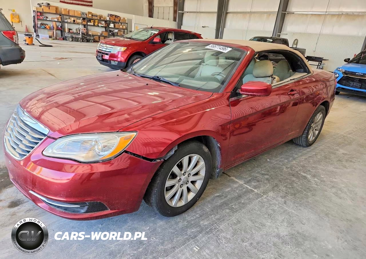 2011 Chrysler 200 Touring VIN:1C3BC2EGXBN529323 - 1