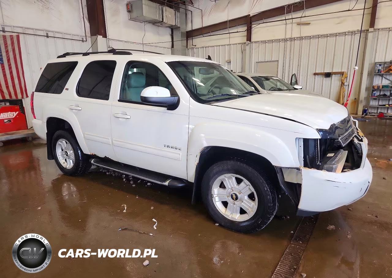 2011 Chevrolet Tahoe K1500 Lt VIN:1GNSKBE07BR226002 - 4