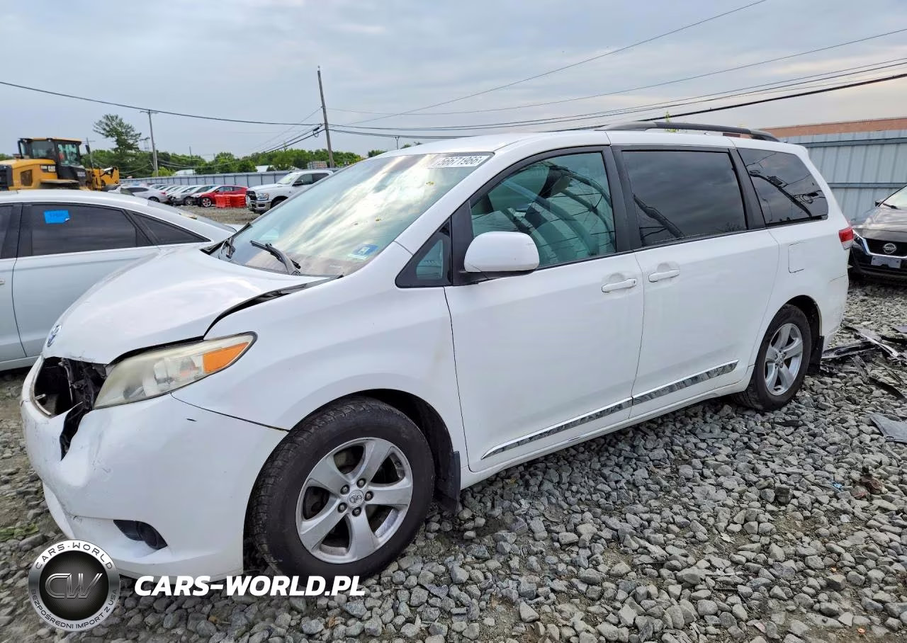 2011 Toyota Sienna Fwd W-7-Passe – zdjęcie 1 z 13