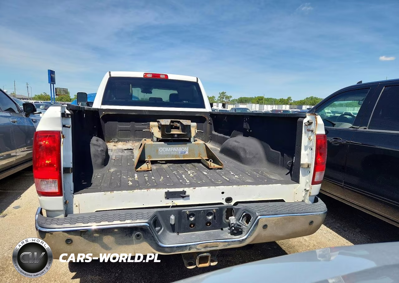 2017 Dodge Ram 2500 VIN:3C6UR5HLXHG517923 - 6