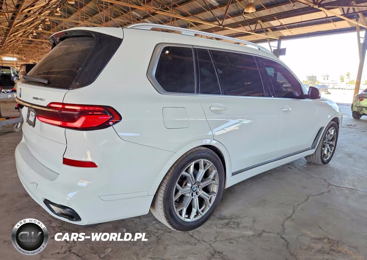 2024 BMW X7 xDrive40I VIN:5UX23EM02R9S31495 - 3