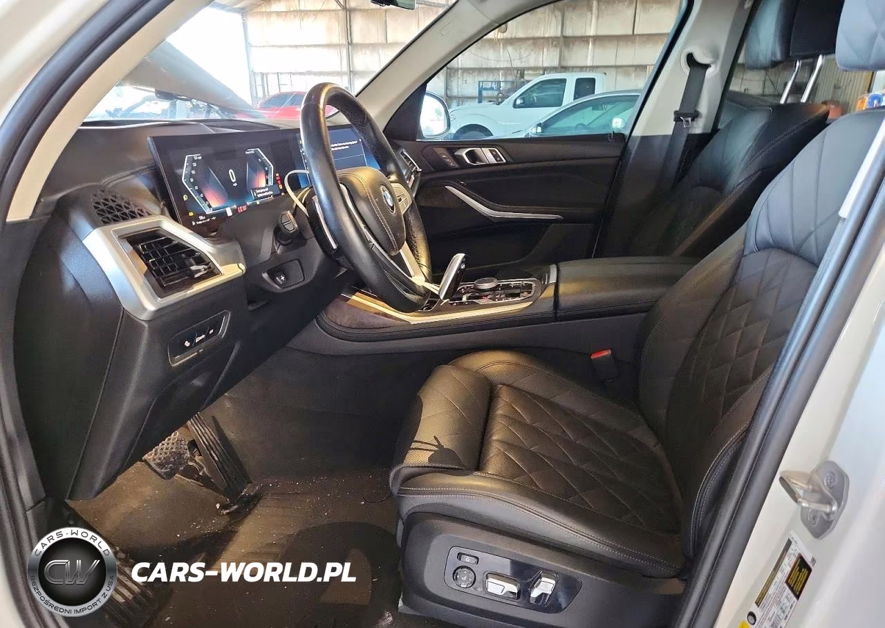 2024 BMW X7 xDrive40I VIN:5UX23EM02R9S31495 - 7