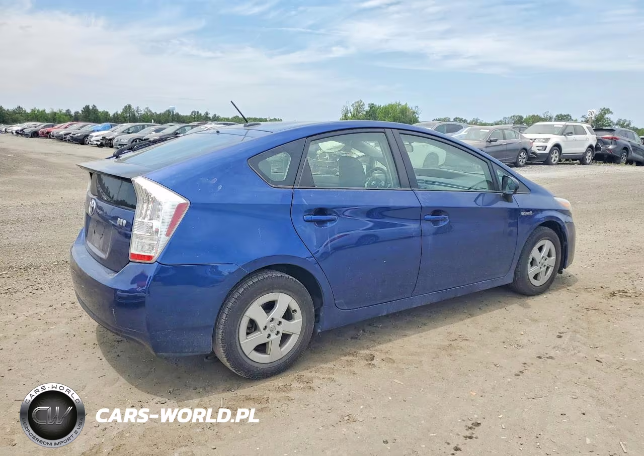 2011 Toyt Prius VIN:JTDKN3DU2B1363826 - 3
