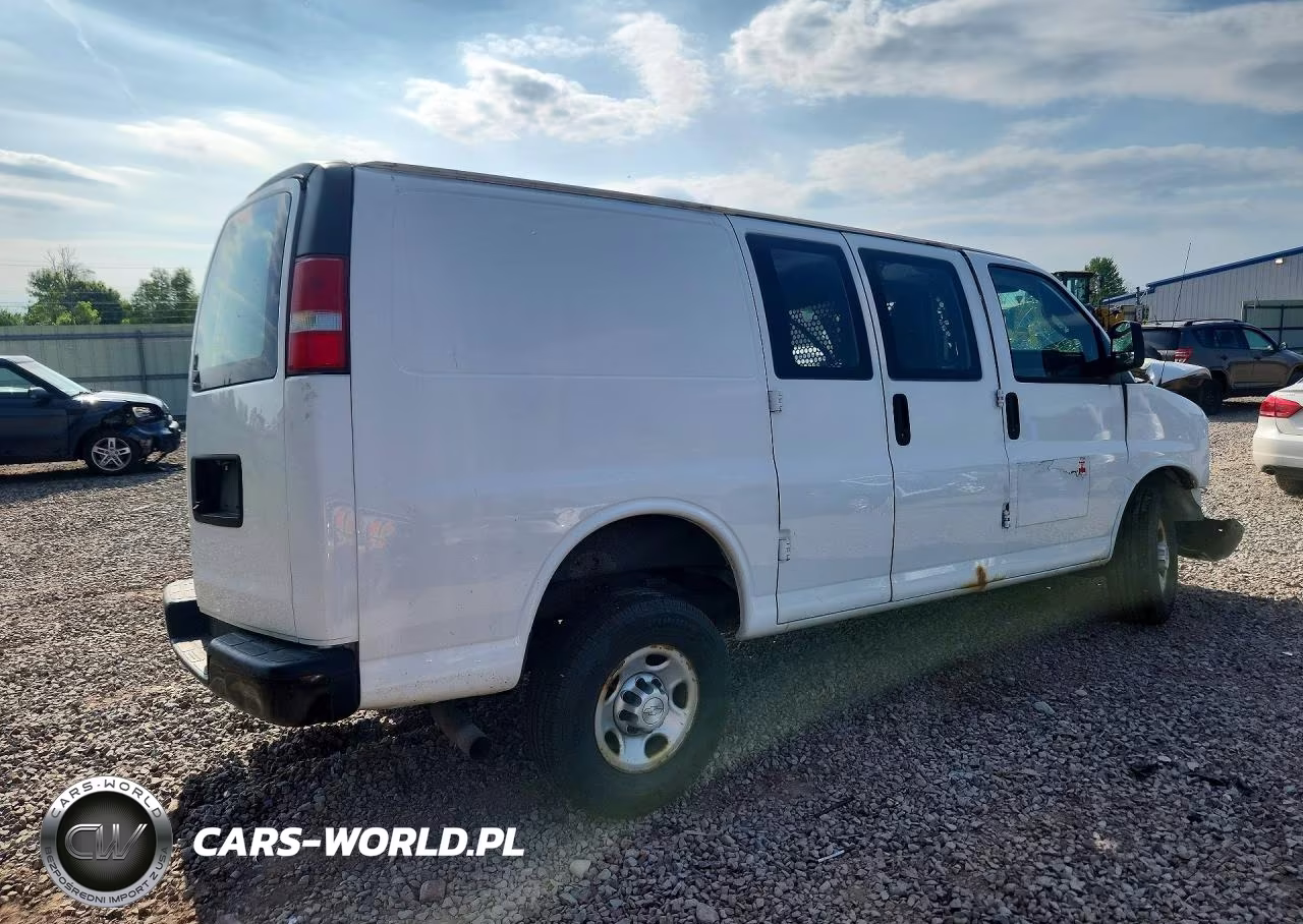 2016 Chevrolet Express G2500 VIN:1GCWGAFFXG1138429 - 3