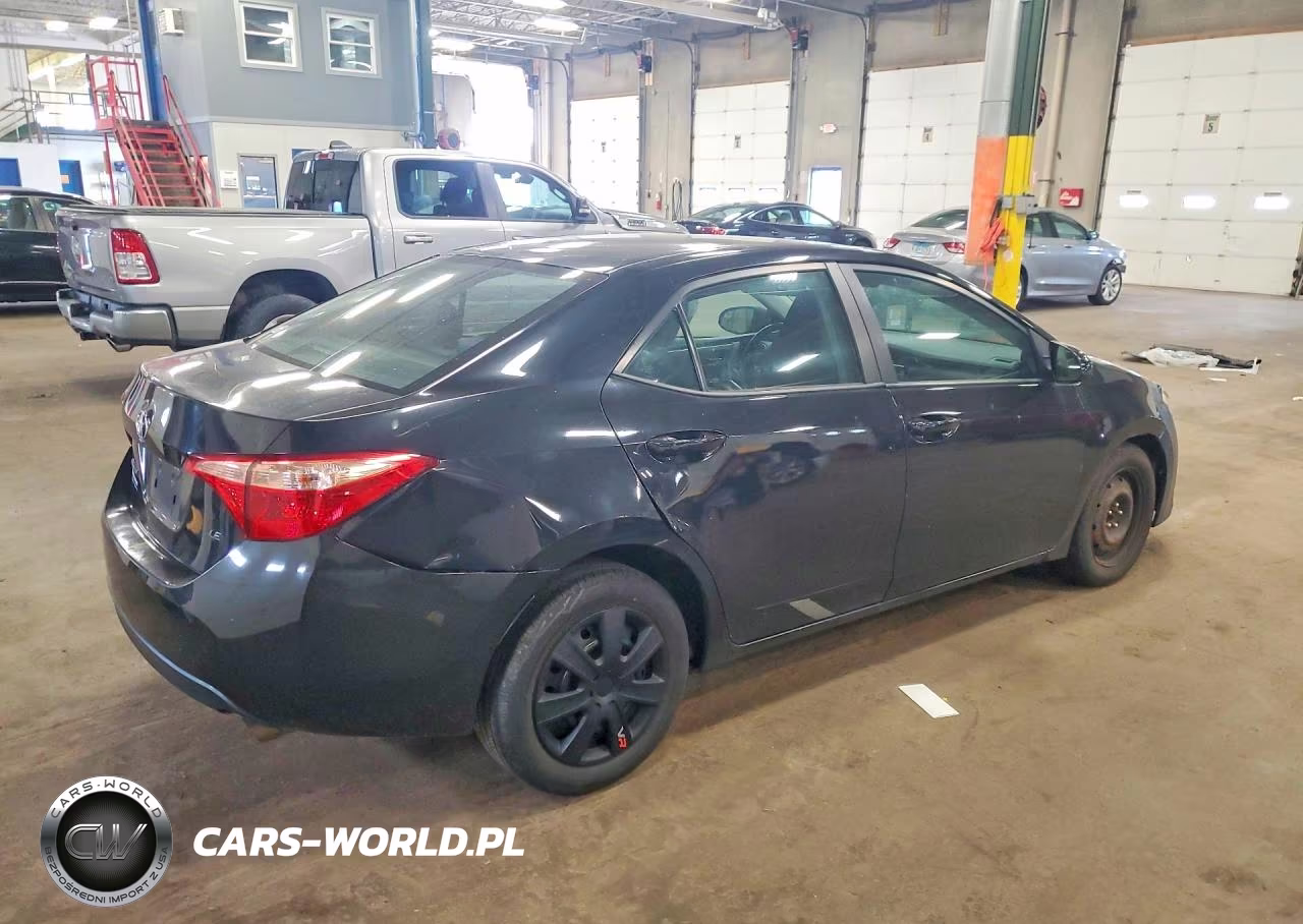2019 Toyota Corolla Le VIN:5YFBURHE8KP931159 - 3