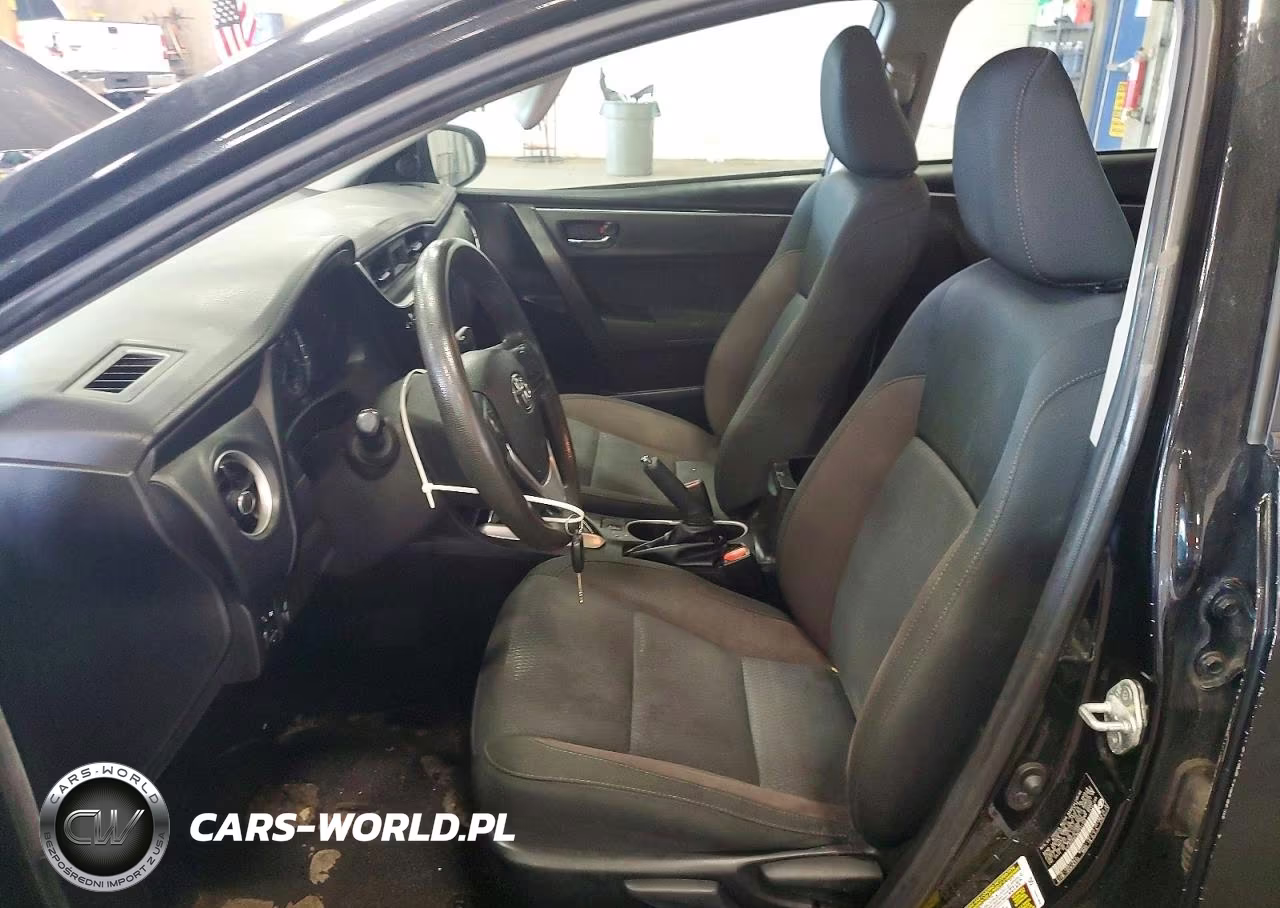 2019 Toyota Corolla Le VIN:5YFBURHE8KP931159 - 7