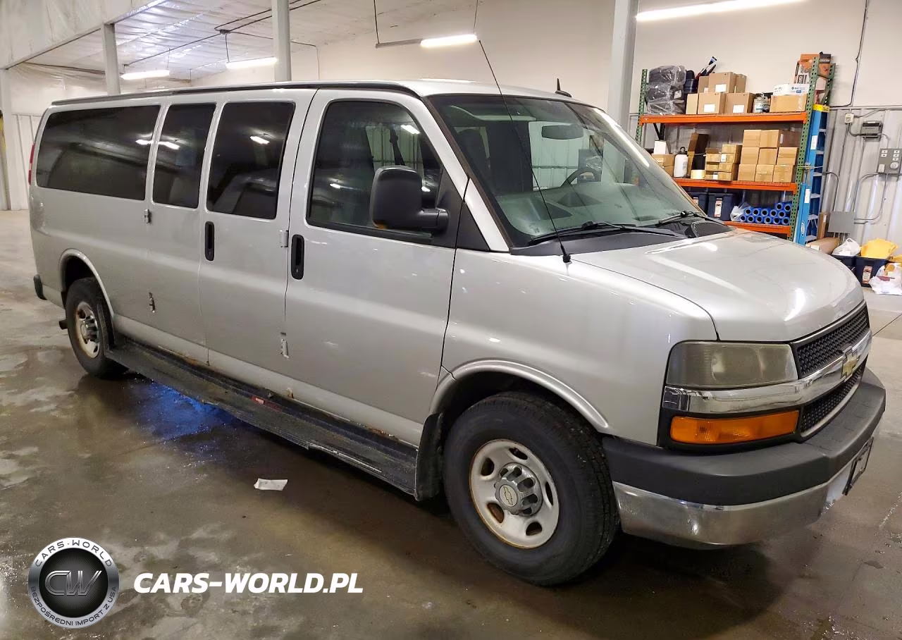 2011 Chevrolet Express G3500 Lt VIN:1GAZG1FG1B1127939 - 4