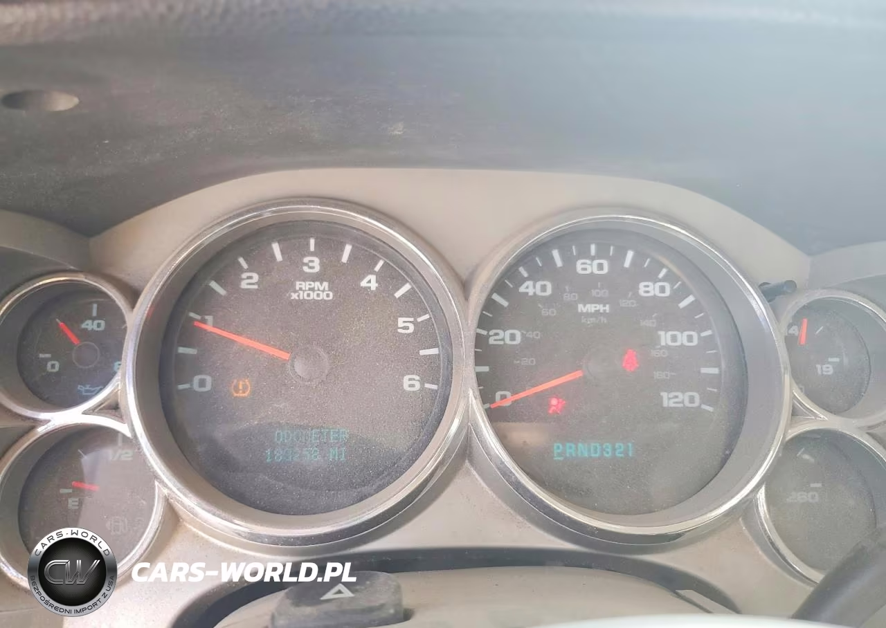 2008 Chevrolet Silverado C1500 VIN:3GCEC13J88G281432 - 9