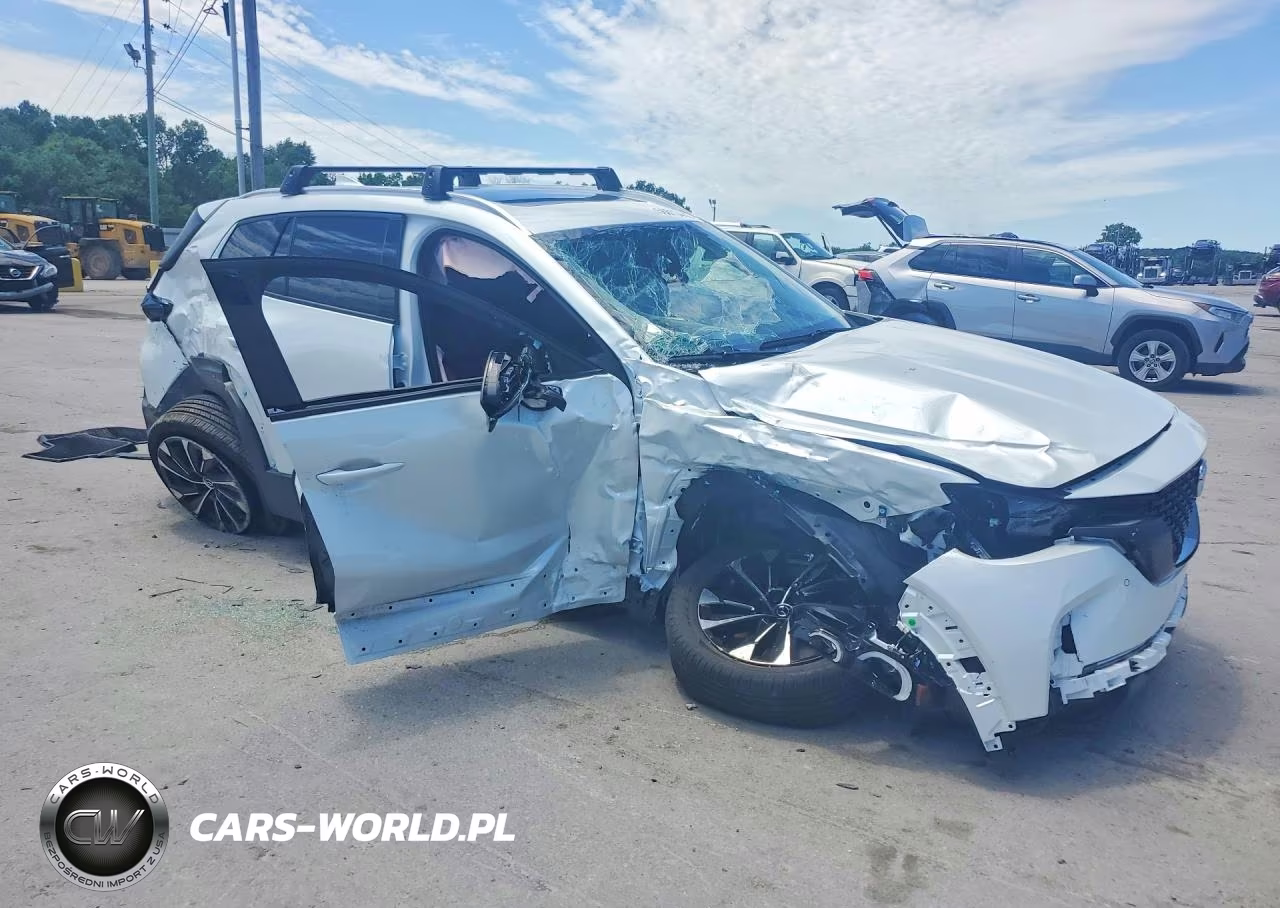 2026 Mazda Cx-50 Premium Plus VIN:7MMVAAEW7TN159658 - 4