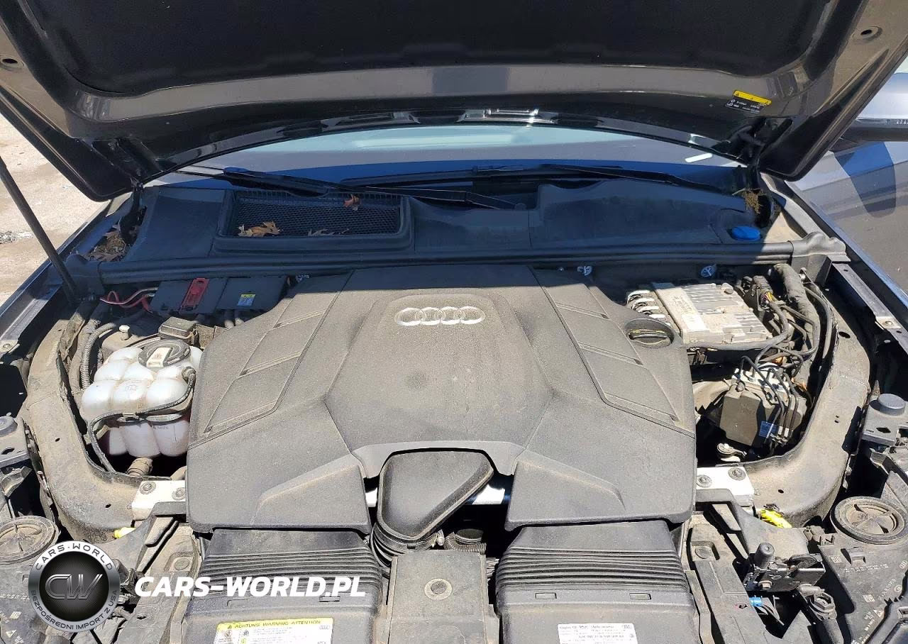 2020 Audi Q7 VIN:WA1LXAF75LD004555 - 12