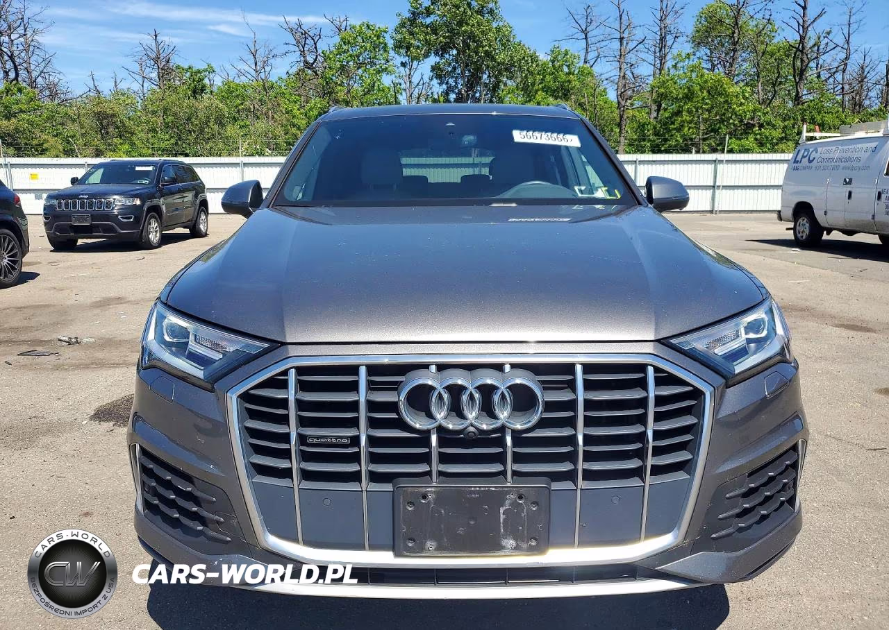 2020 Audi Q7 VIN:WA1LXAF75LD004555 - 5