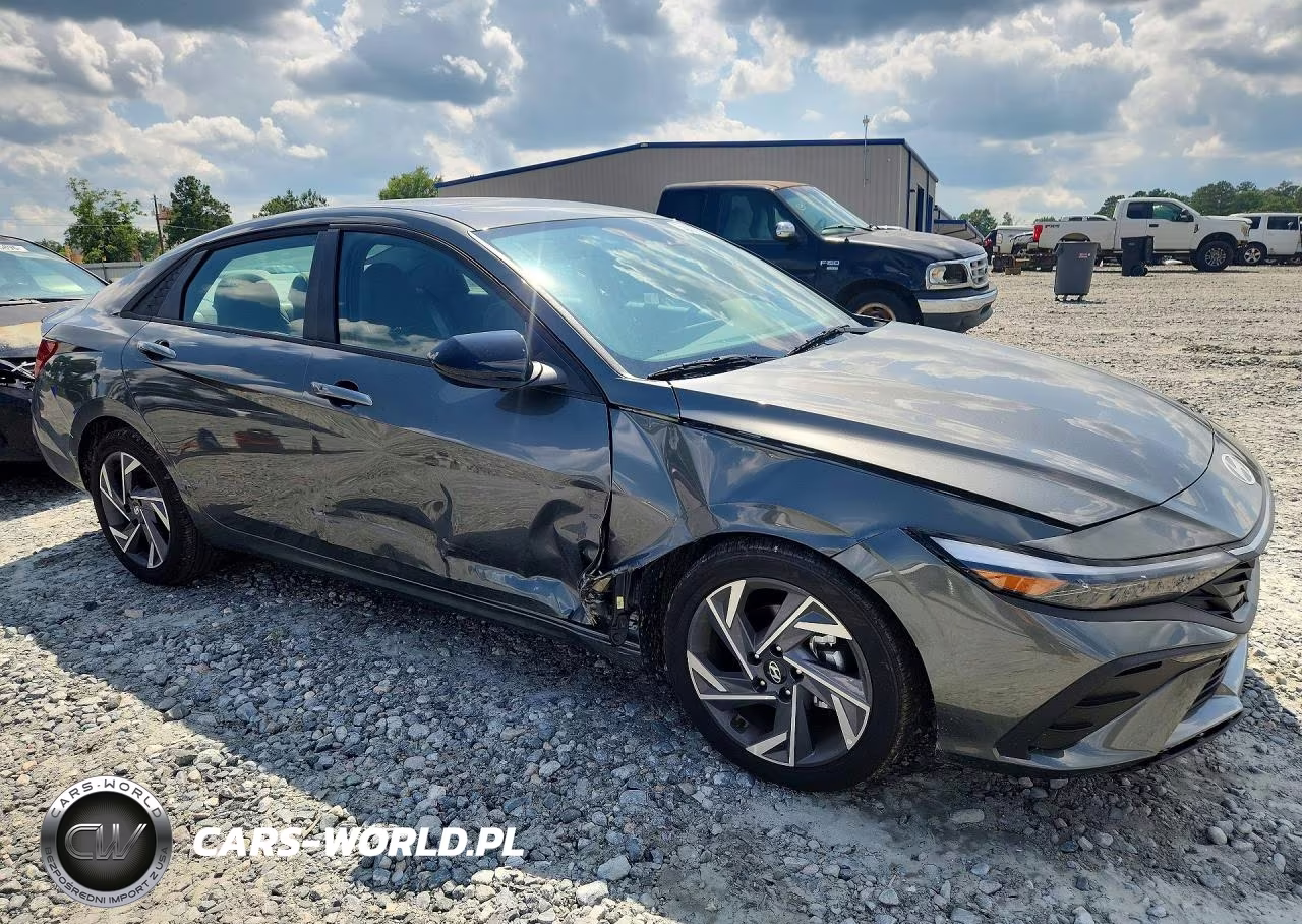 2025 Hyundai Elantra Sel Sport VIN:KMHLM4DG1SU044919 - 4