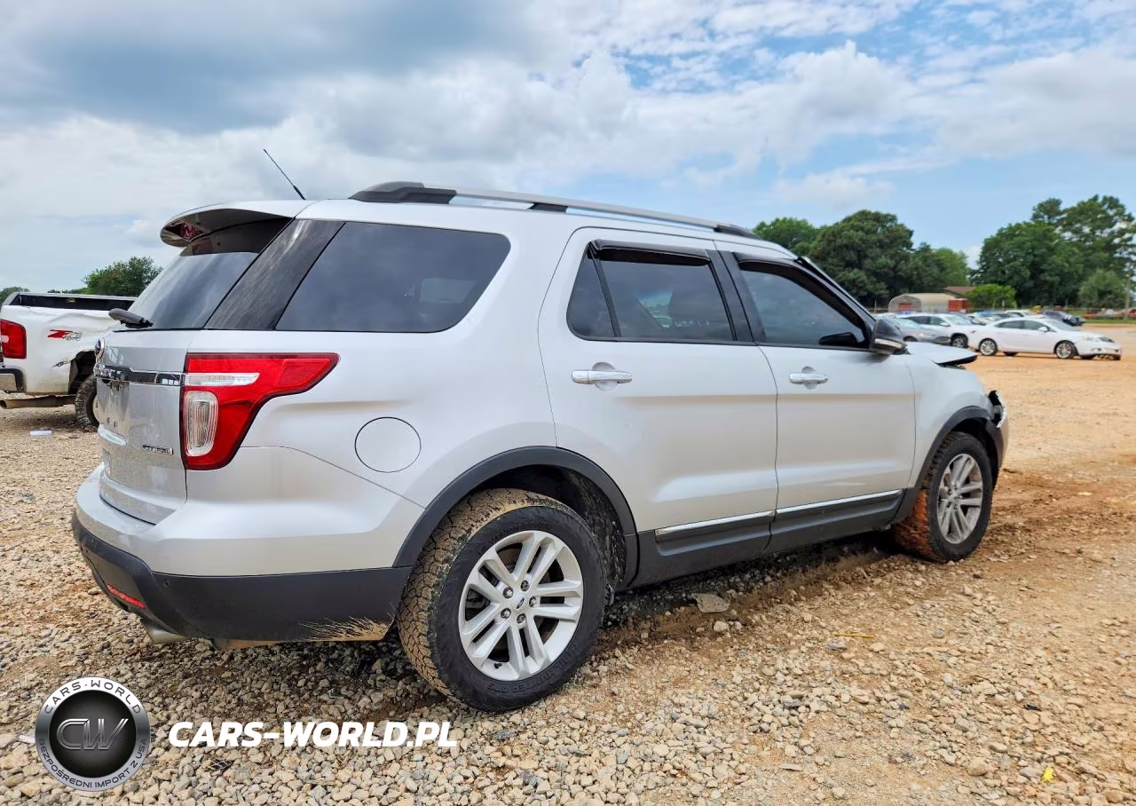 2014 Ford Explorer Xlt VIN:1FM5K7D81EGB32493 - 3