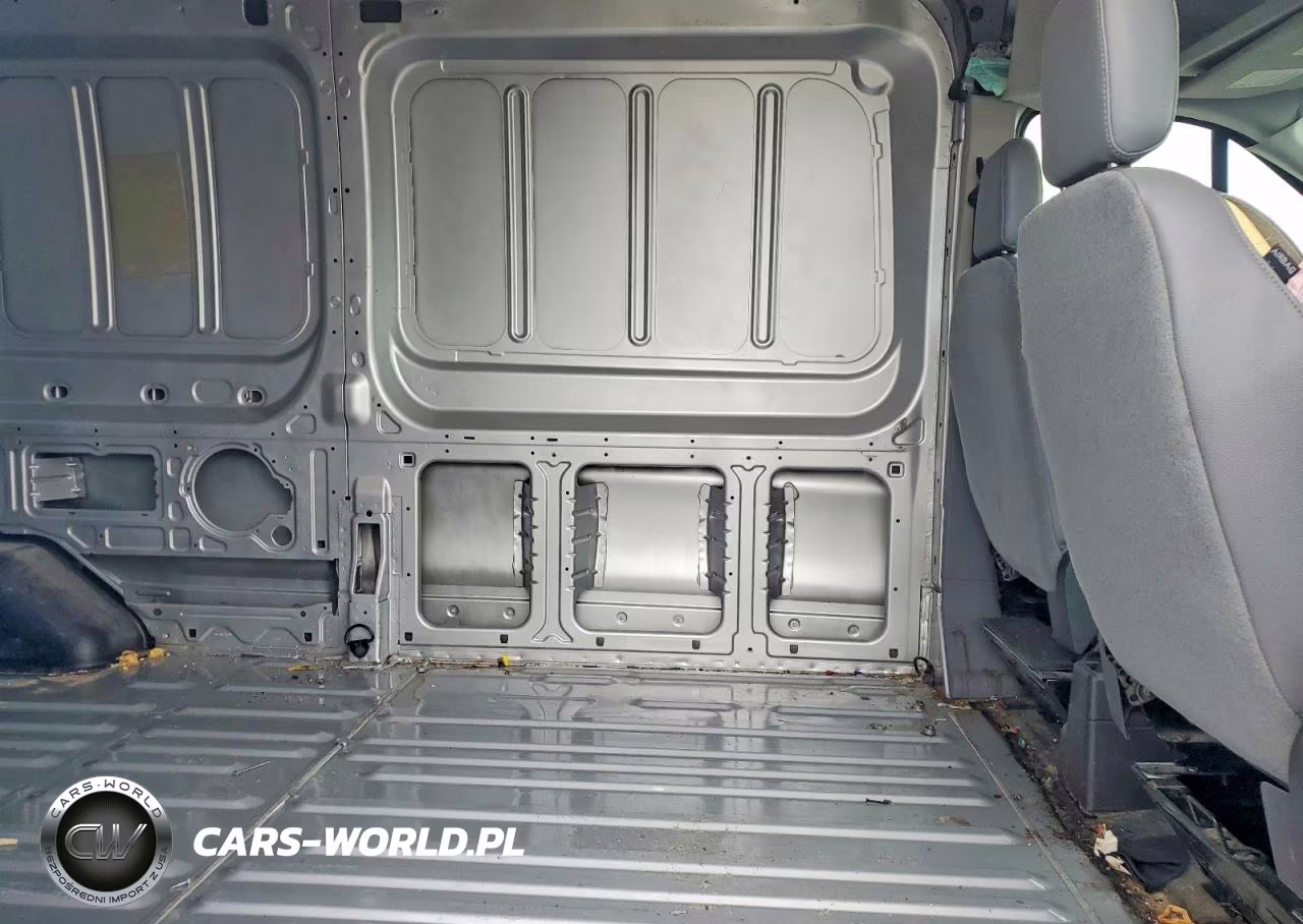 2018 Ford Transit 250 Delivery Van VIN:1FTYR2CM7JKB27871 - 11