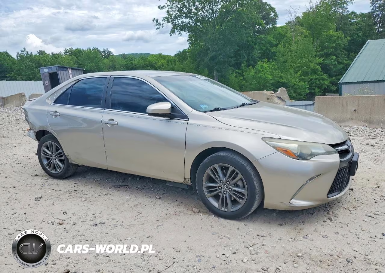 2016 Toyota Camry Se VIN:4T1BF1FK4GU148110 - 4