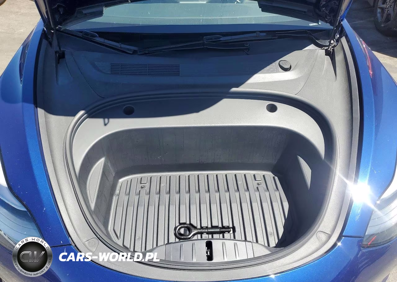 2023 Tesla Model 3 VIN:5YJ3E1EA9PF677632 - 11