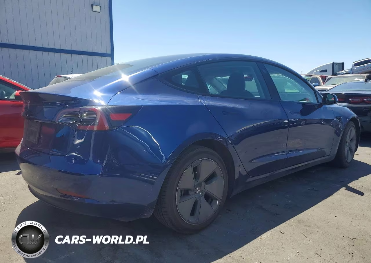 2023 Tesla Model 3 VIN:5YJ3E1EA9PF677632 - 3