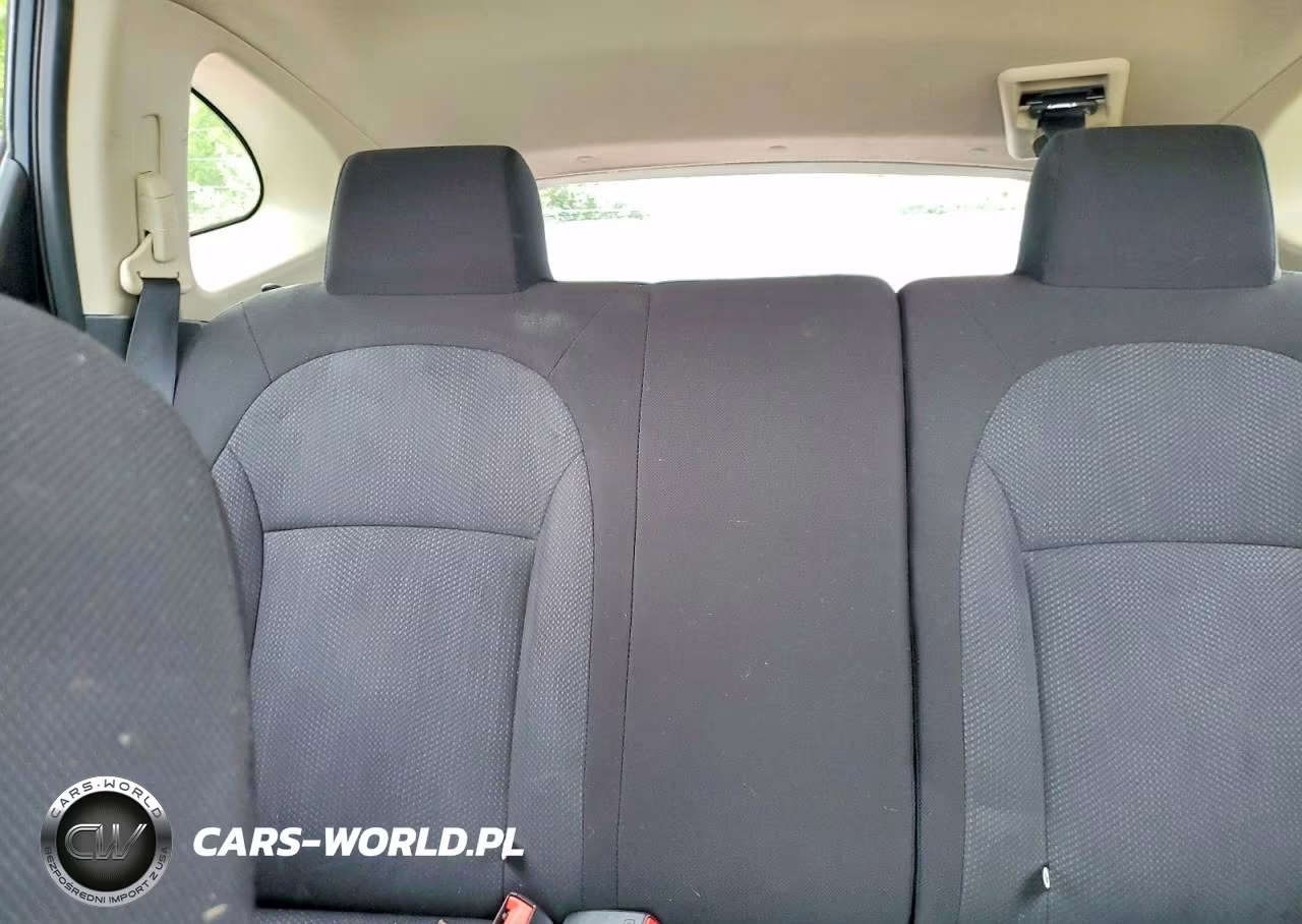 2012 Nissan Rogue S VIN:JN8AS5MV5CW383053 - 10