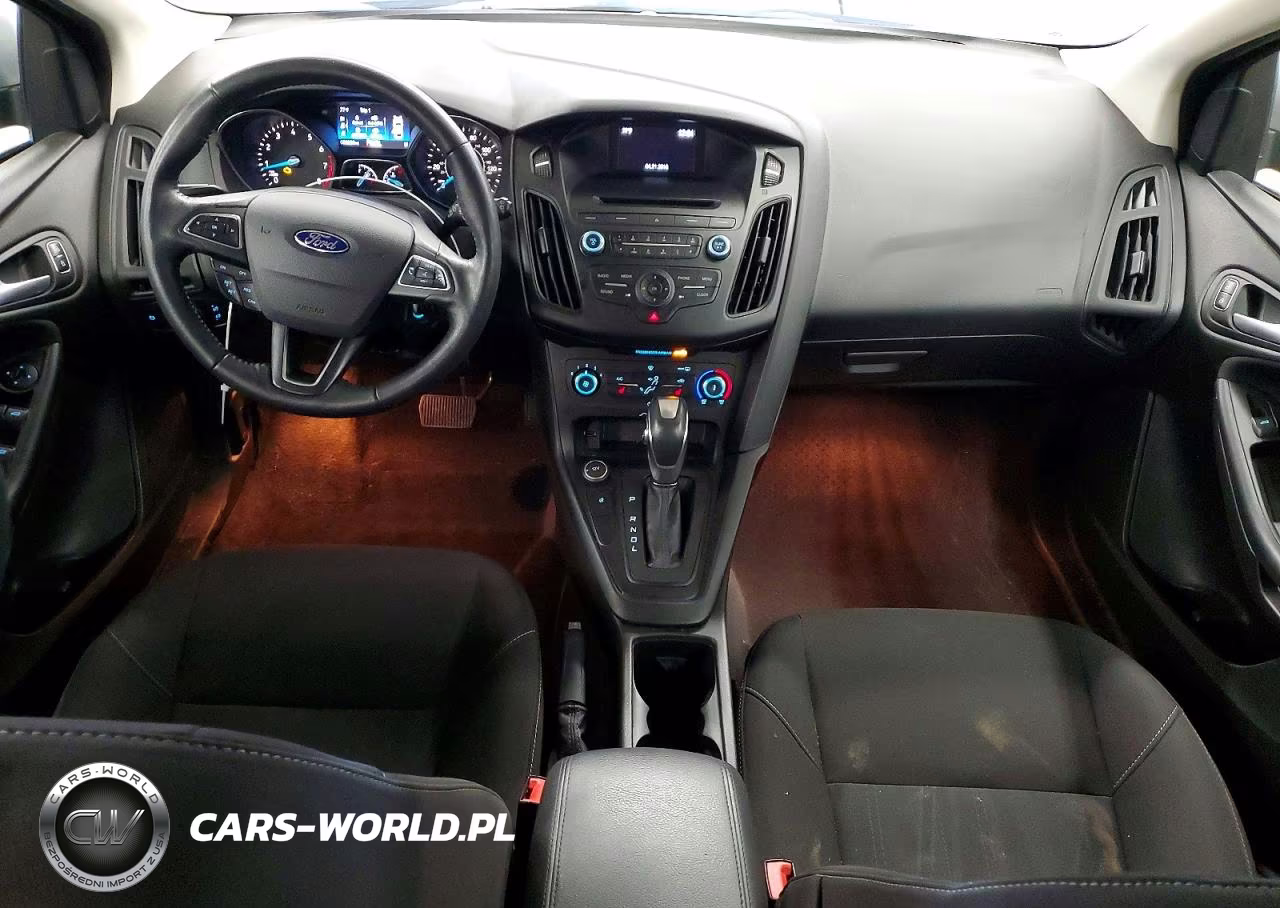 2016 Ford Focus Se VIN:1FADP3K24GL341333 - 8