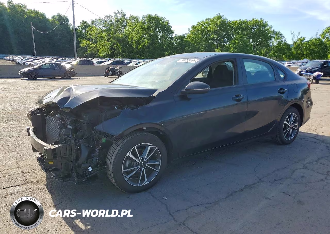 2022 Kia Forte Lxs – zdjęcie 1 z 12