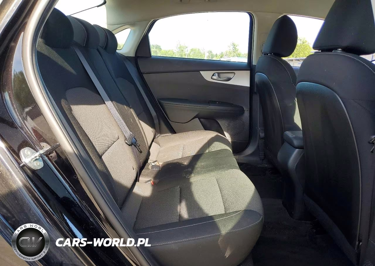 2022 Kia Forte Lxs VIN:3KPF24AD6NE472117 - 10