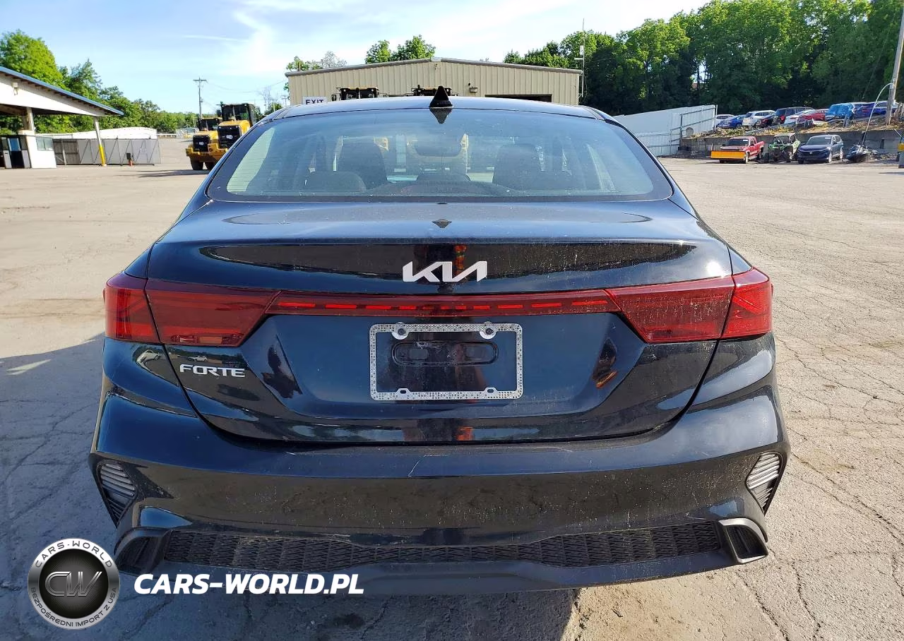 2022 Kia Forte Lxs VIN:3KPF24AD6NE472117 - 6