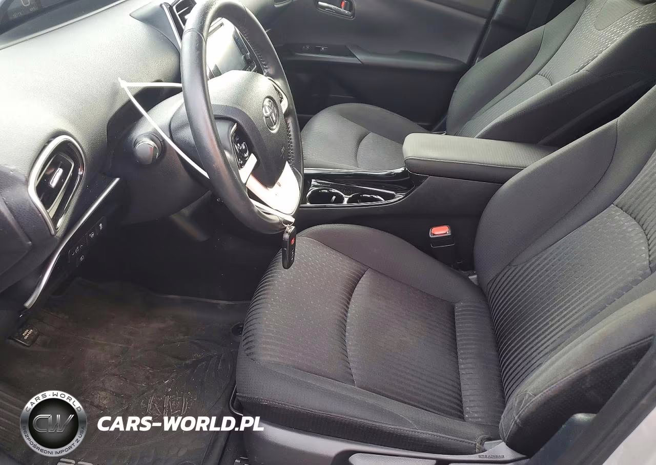 2017 Toyota Prius Three VIN:JTDKARFU0H3047351 - 7