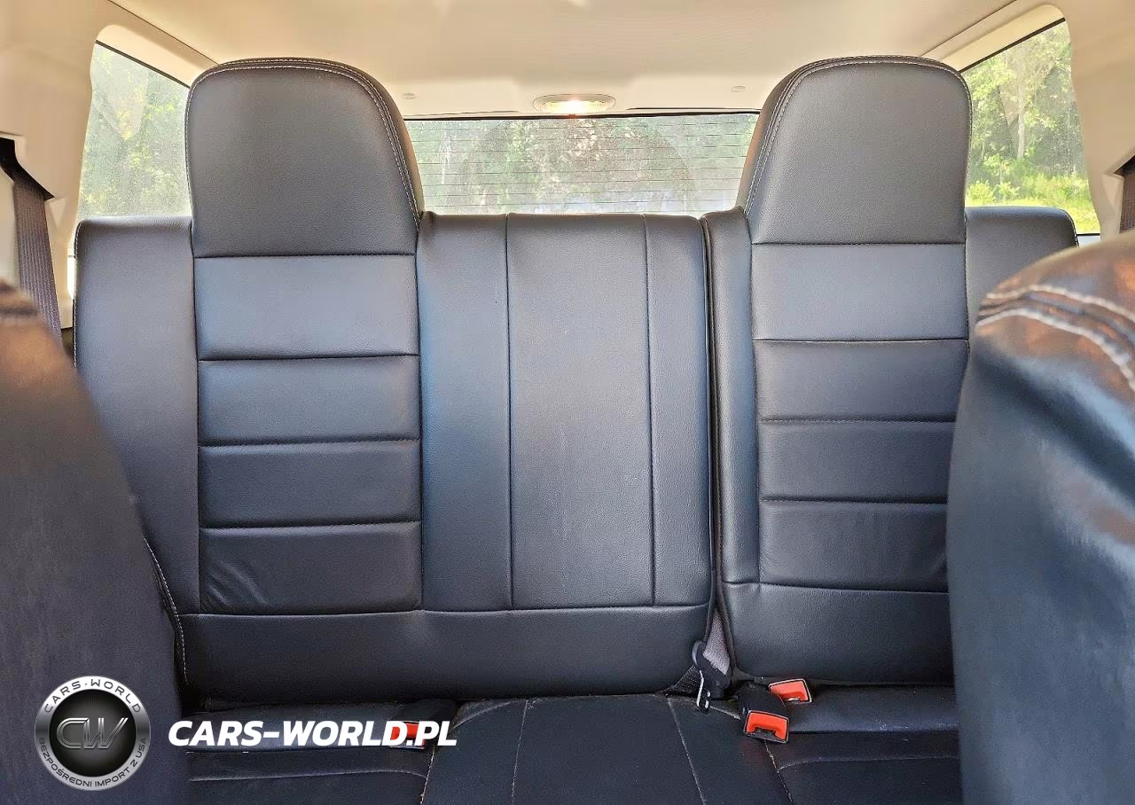2017 Jeep Patriot Latitude VIN:1C4NJRFBXHD130016 - 10