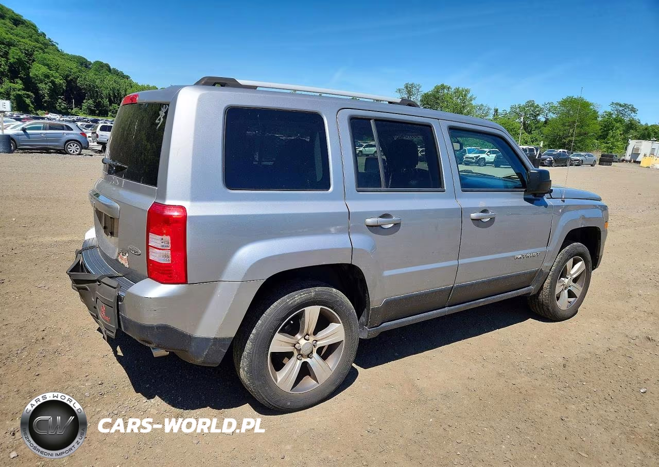 2017 Jeep Patriot Latitude VIN:1C4NJRFBXHD130016 - 3