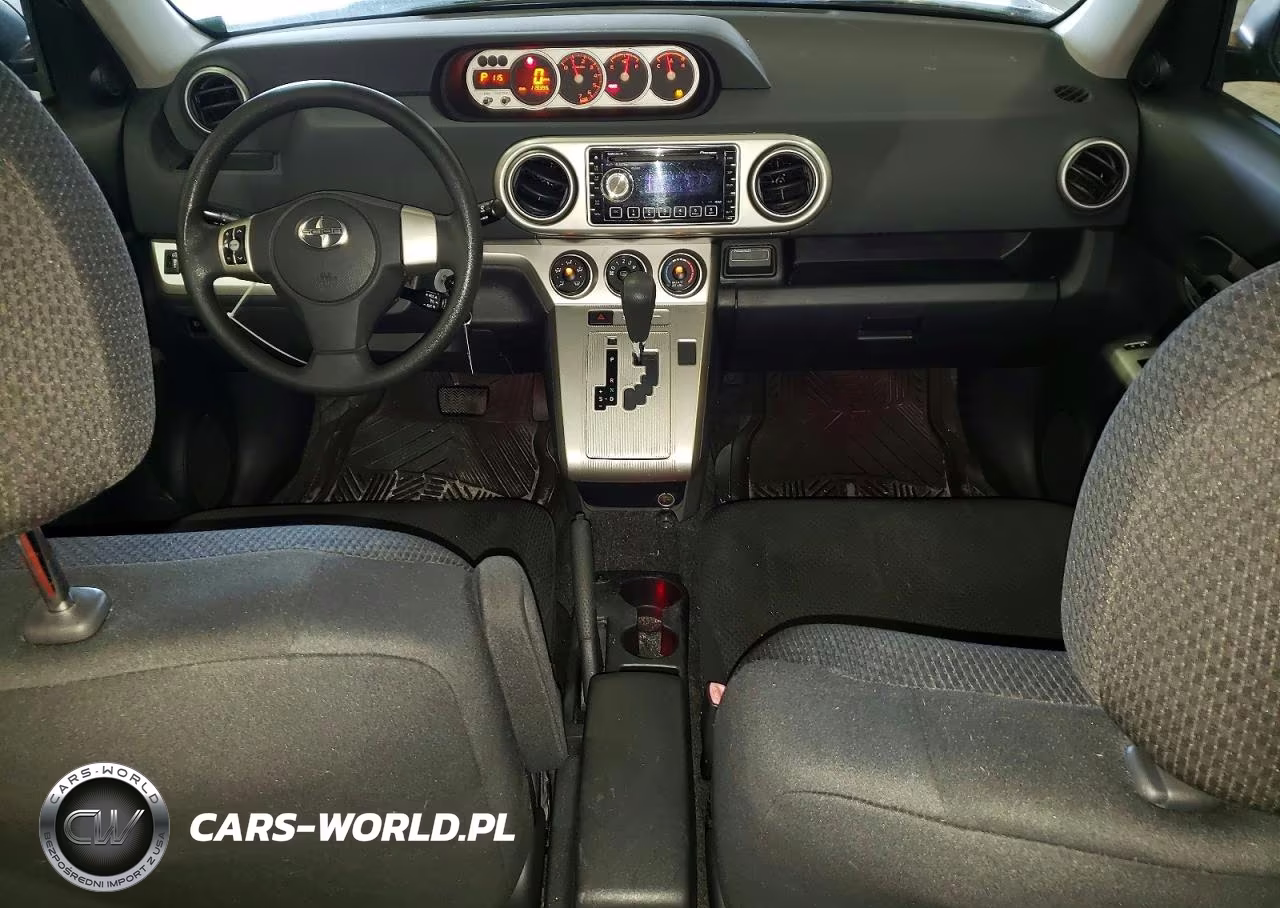 2008 Toyota Scion Xb VIN:JTLKE50E081042584 - 8