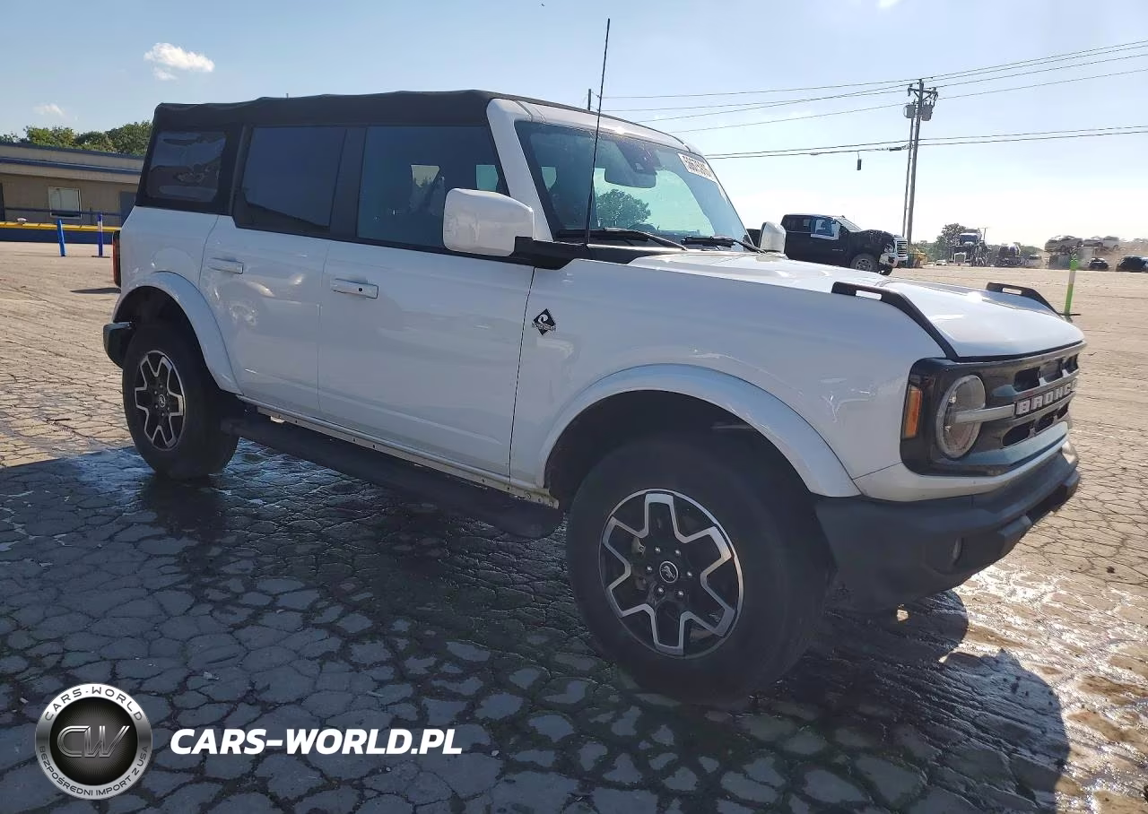 2022 Ford Bronco Base VIN:1FMDE5BH8NLA88283 - 4
