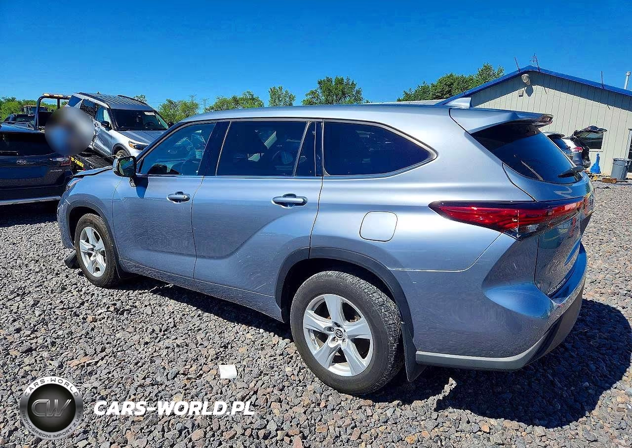 2021 Toyota Highlander Le VIN:5TDBZRBH8MS070760 - 2
