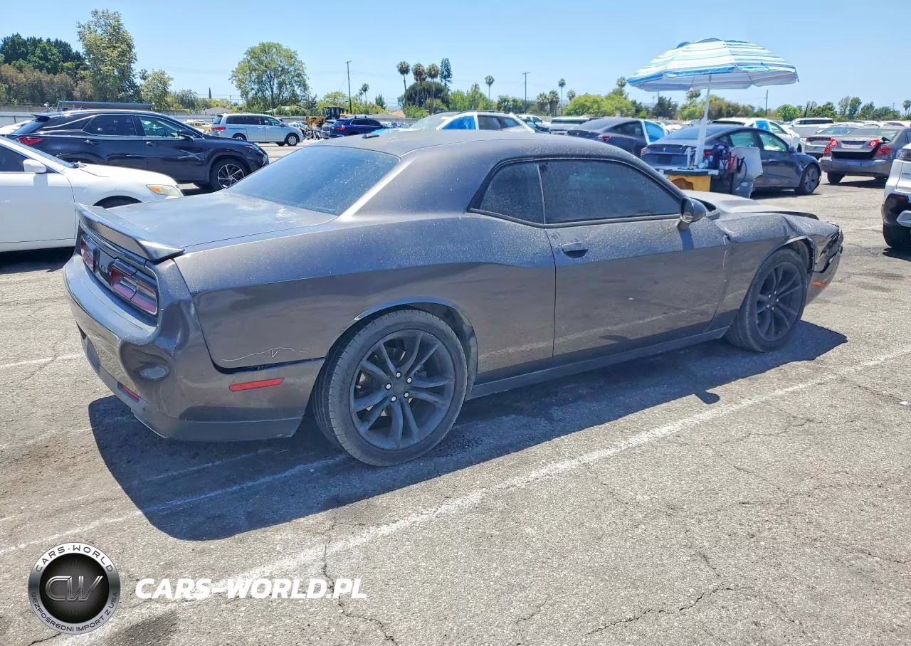 2016 Dodge Challenger Sxt VIN:2C3CDZAG5GH264617 - 3