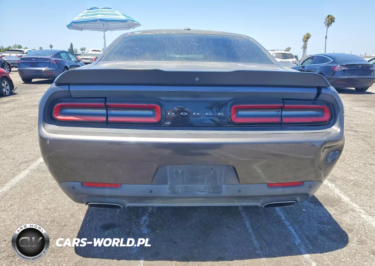 2016 Dodge Challenger Sxt VIN:2C3CDZAG5GH264617 - 6