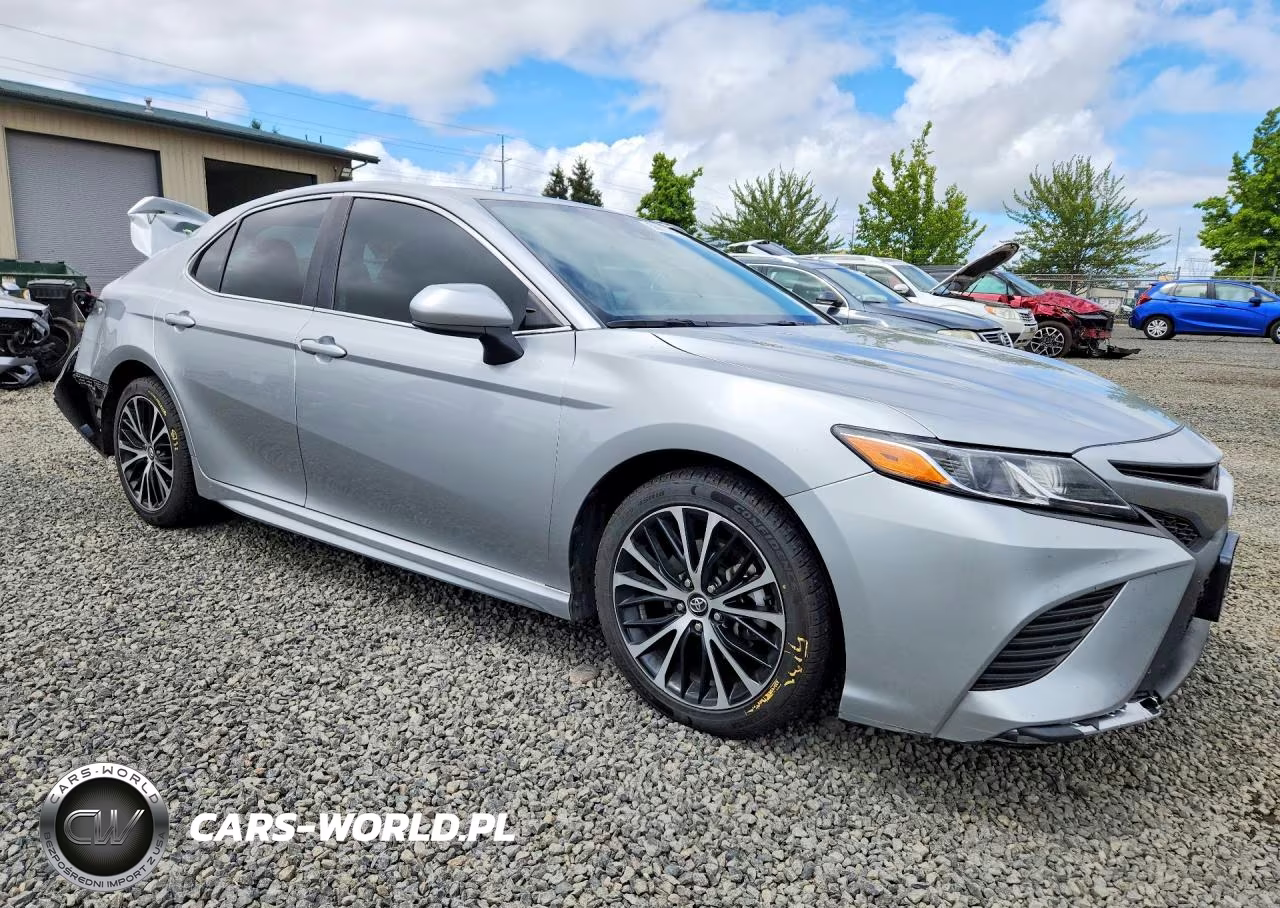 2020 Toyota Camry Se VIN:4T1G11AK2LU910923 - 4