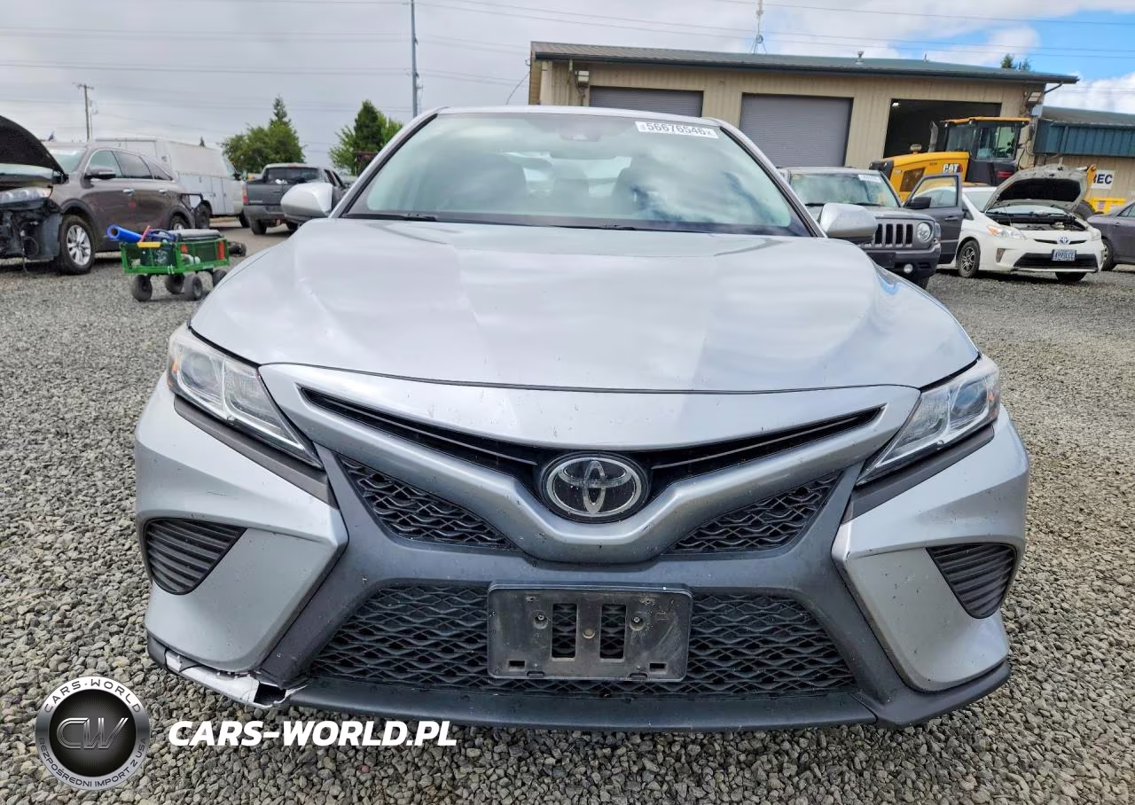 2020 Toyota Camry Se VIN:4T1G11AK2LU910923 - 5