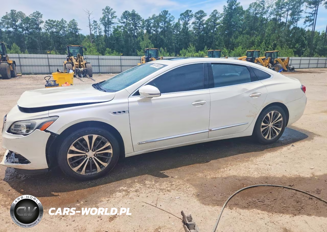 2017 Buick Lacrosse Essence – zdjęcie 1 z 12