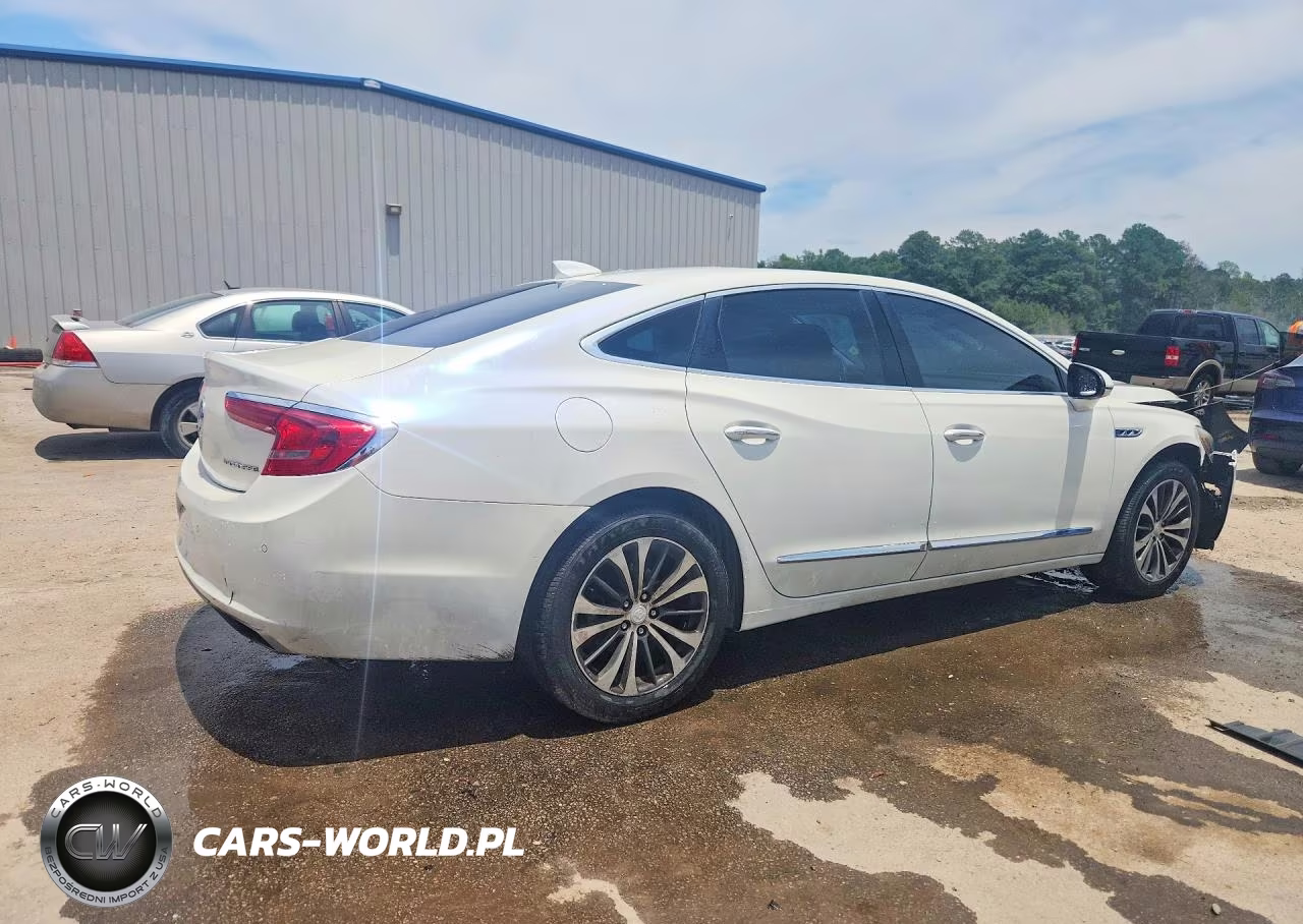 2017 Buick Lacrosse Essence VIN:1G4ZP5SS1HU208662 - 3