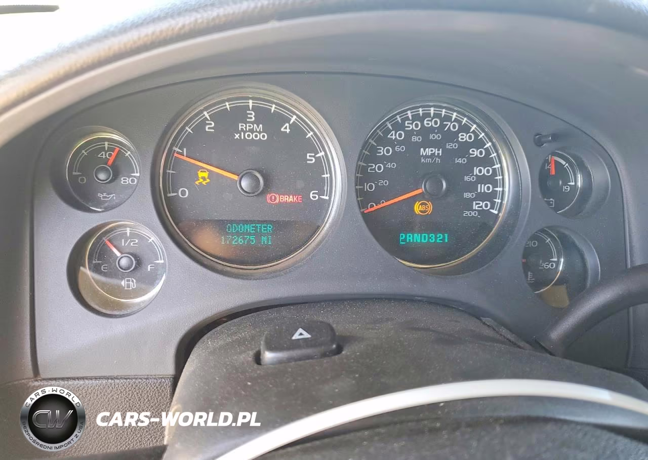 2007 Chevrolet Suburban K1500 VIN:3GNFK16367G213270 - 9